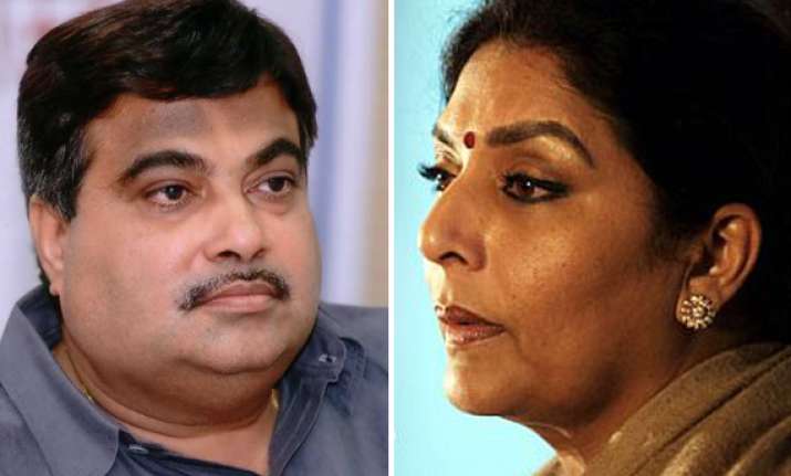 congress asks gadkari to stop becoming an astrologer