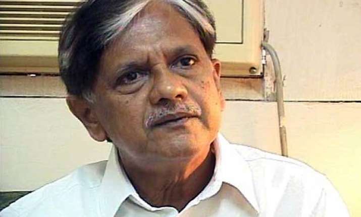 congress leader slams police crackdown at ramlila grounds