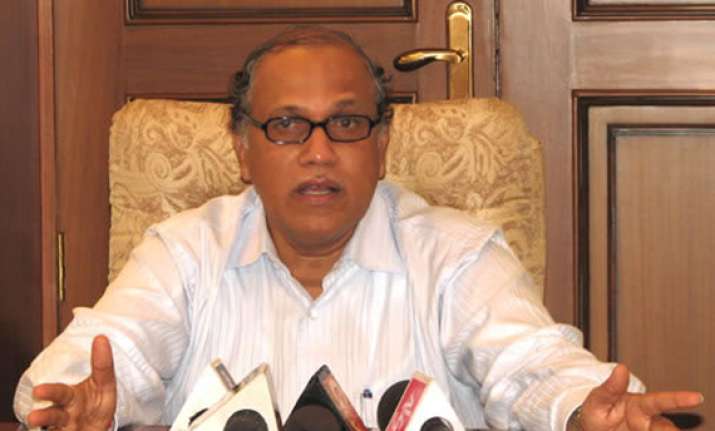 congress releases goa manifesto