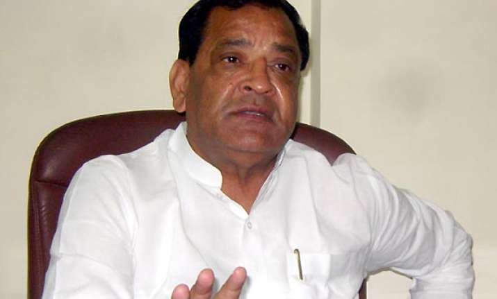 congress to stake claim to form government in uttarakhand