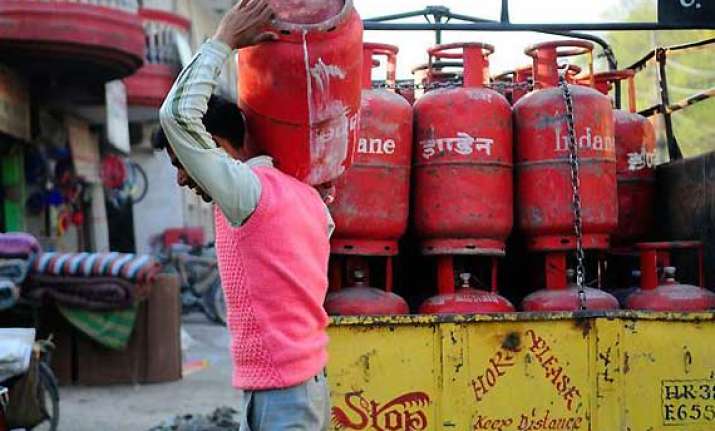 consumers can get lpg cylinders without aadhaar account