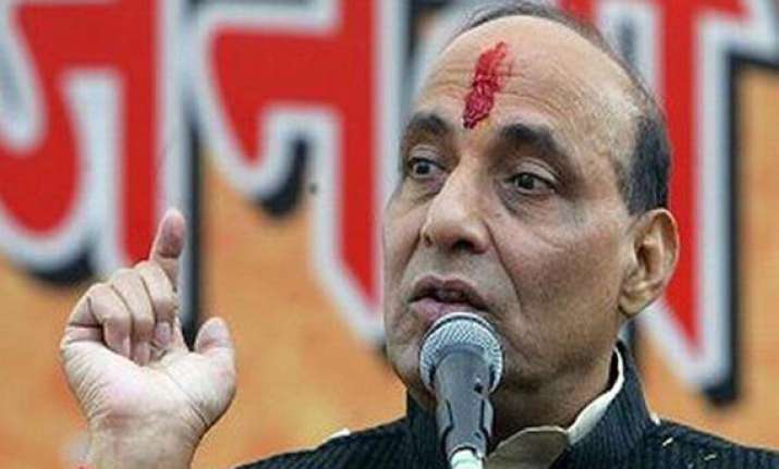 country going through tough phase cong sp responsible