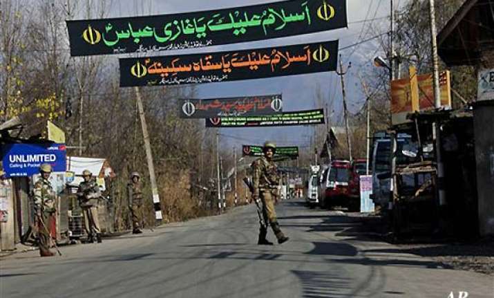 curfew in parts of srinagar for 6th day