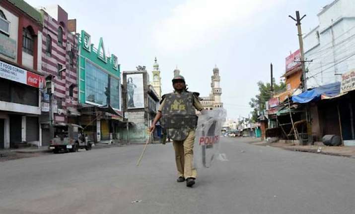 curfew like situation in old hyderabad