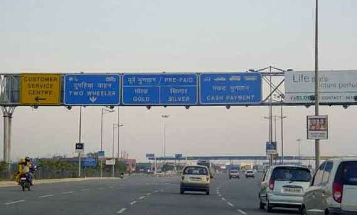dnd flyway toll free for noida delhi commuters till feb 11