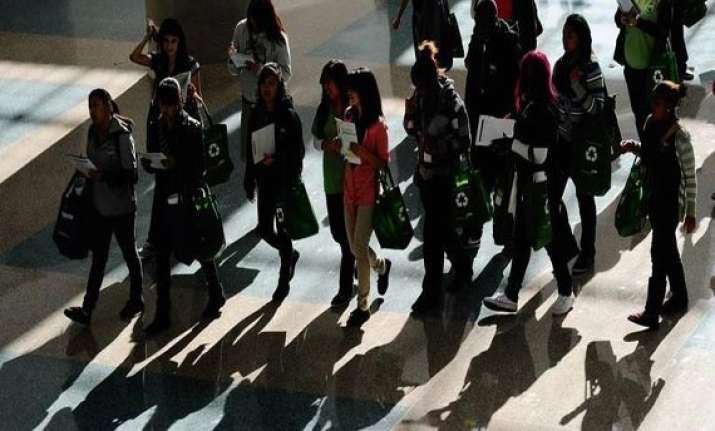 du begins session with new four year programme