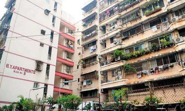 deadline to vacate flats ends campa cola residents refuse
