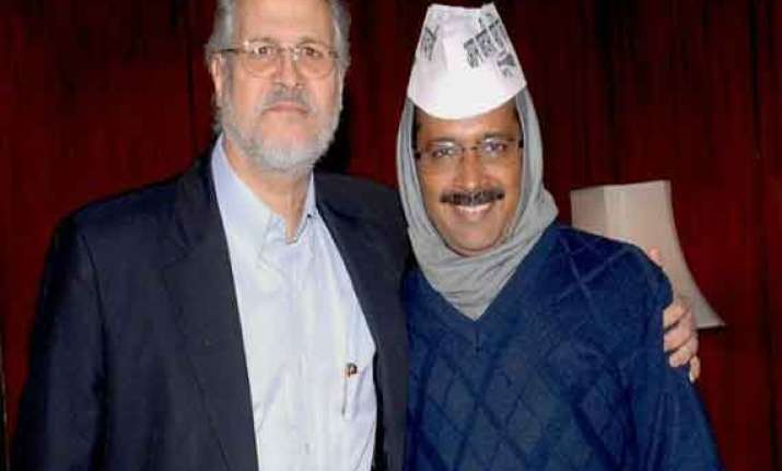 defiant kejriwal headed towards confrontation with lt