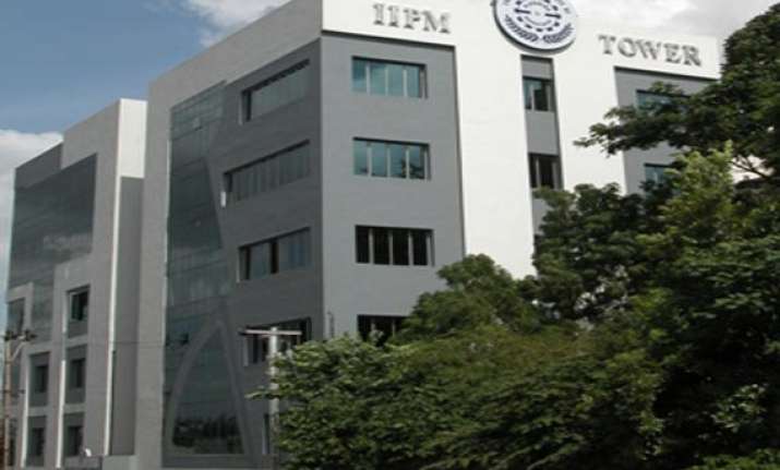 delhi high court quashes aicte notices against iipm