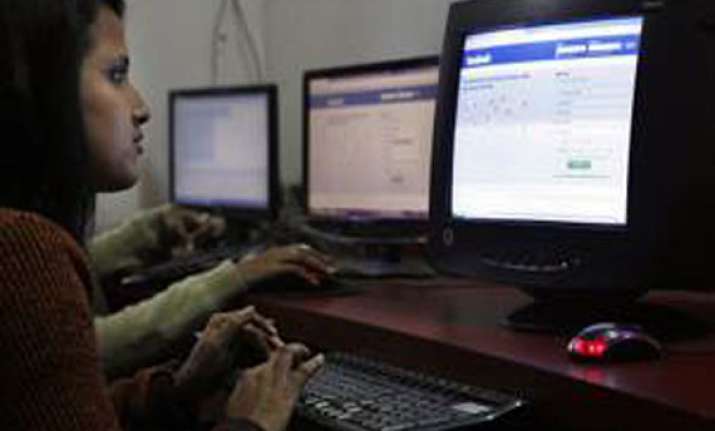 delhi police s new fb twitter pages for northeast people