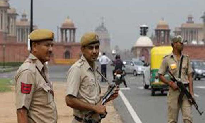 delhi police to set up centre to analyze social media