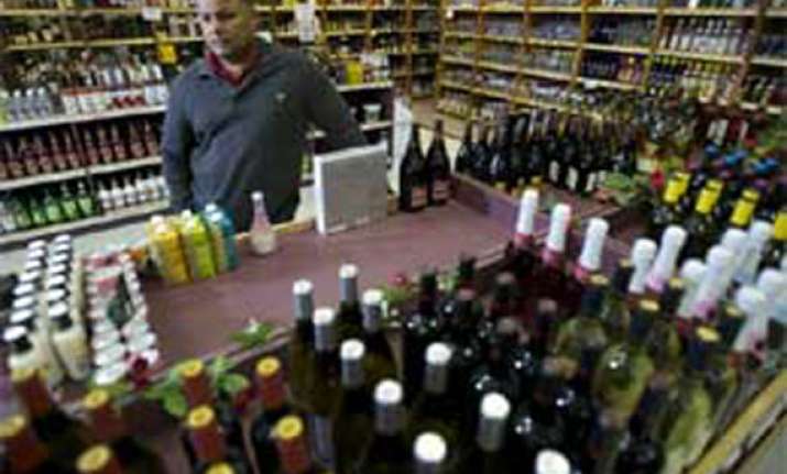 delhi govt hikes alcohol rates