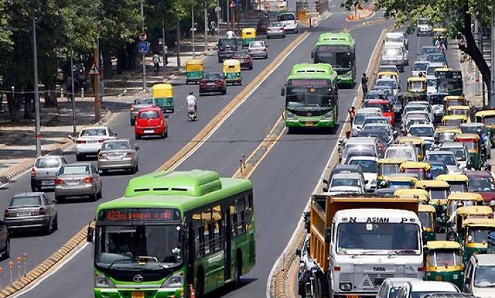 delhi hc orders reopening of brt corridor for all vehicles