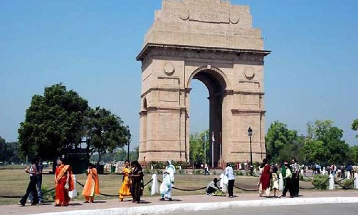 delhites wake up to sunny morning today