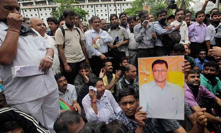 dey murder journalists begin hunger strike