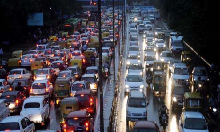 downpour chaos spills on to delhi s road