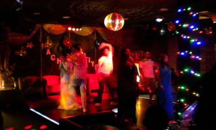 dress code for women bartenders in bangalore soon