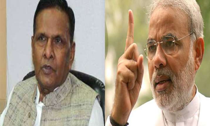 ec expresses displeasure over beni s remarks against modi