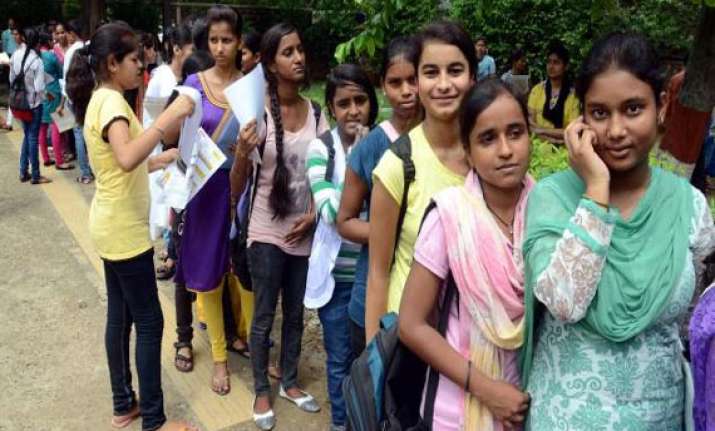 eighth cut off list out as du tries to fill seats