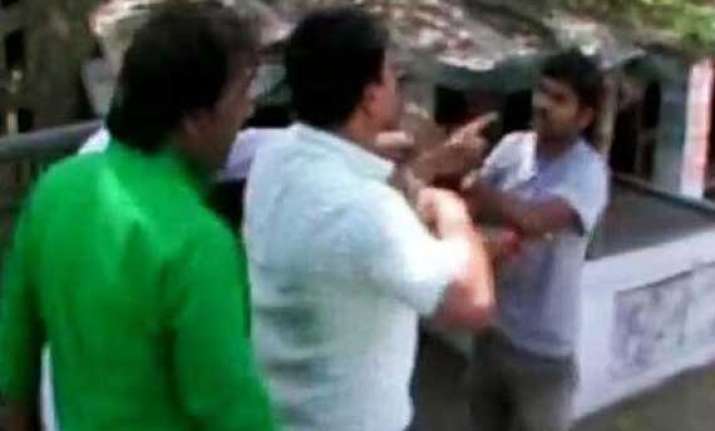 election commission officials heckled in west bengal