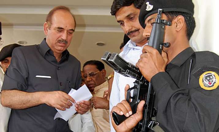 even an mp can become uttarakhand cm says ghulam nabi azad