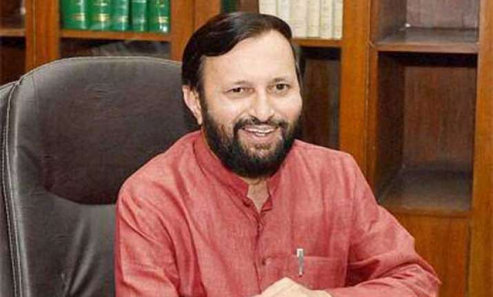 fm radio to have news soon