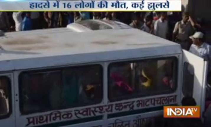 17 die in fire at cracker factory in mp owner arrested