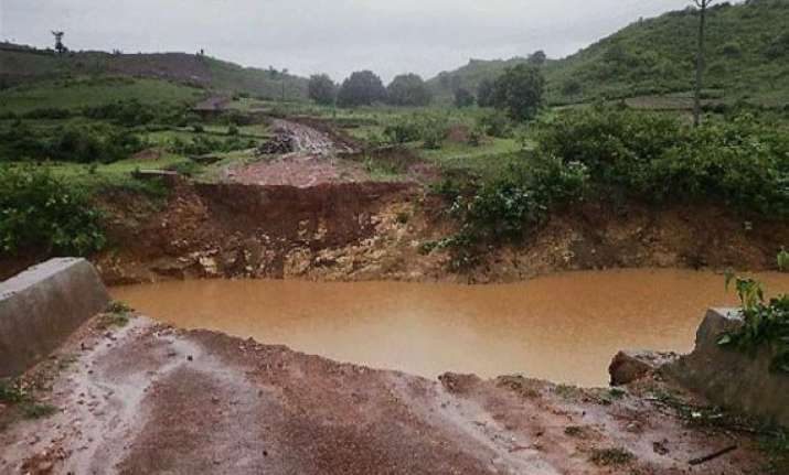 flood alert in 4 odisha districts 60 school boys rescued