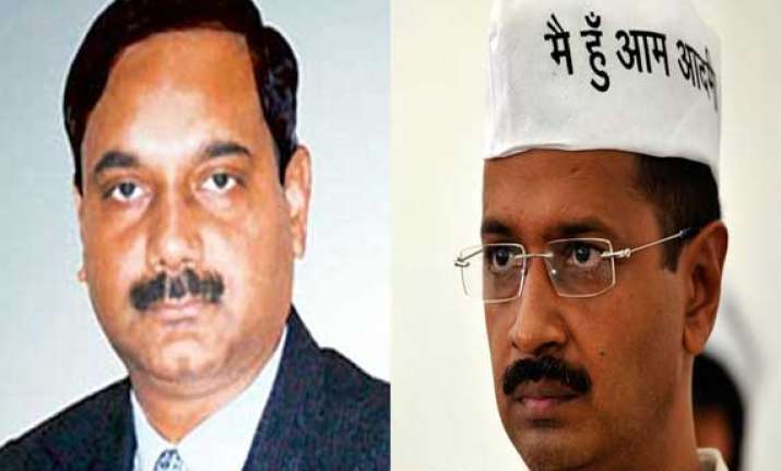 former secretary to kejriwal transferred to urban