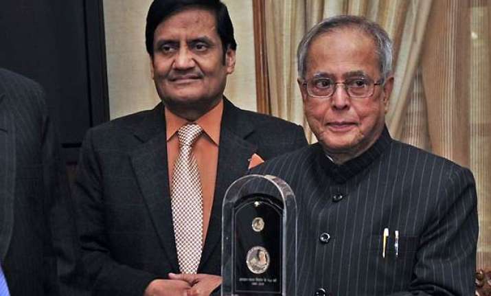 former cbdt chairman sudhir chandra questioned by ib over