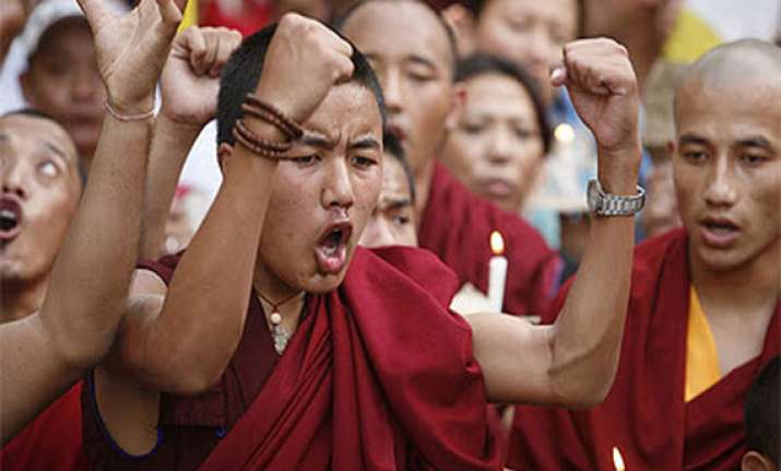 french senate adopts resolution on tibet