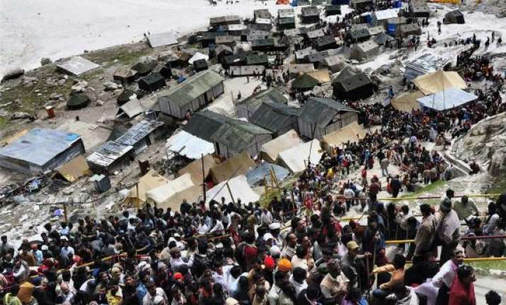 fresh batch of 3 348 pilgrims leave for amarnath