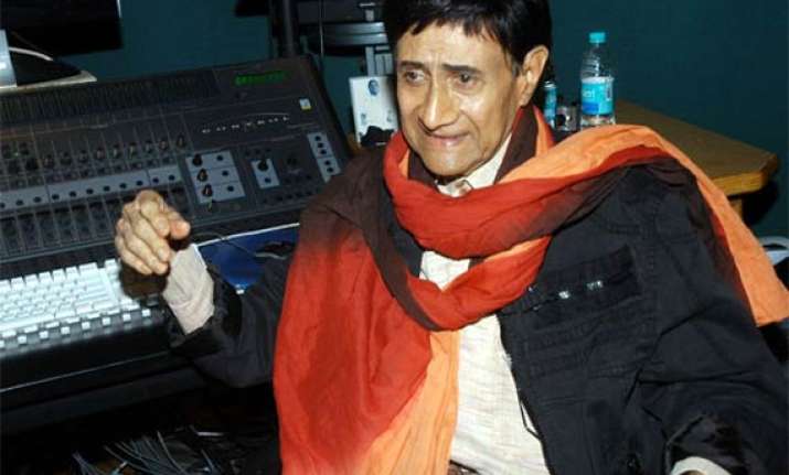 gharota s wish to see village boy dev anand unfulfilled