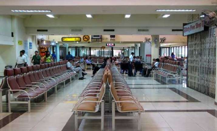 goa airport to be shut for 2 hours daily for survey