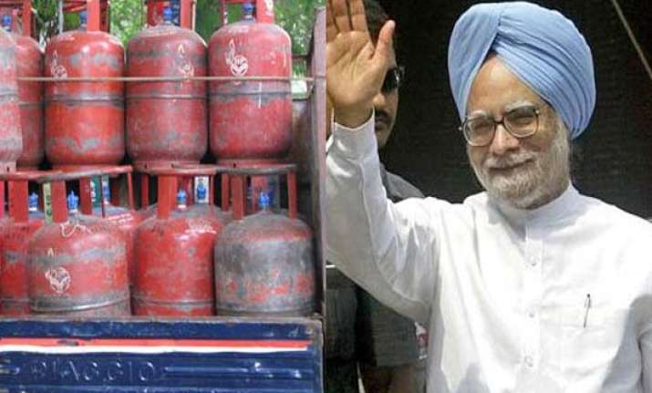 govt may hike lpg cylinder price to rs 800