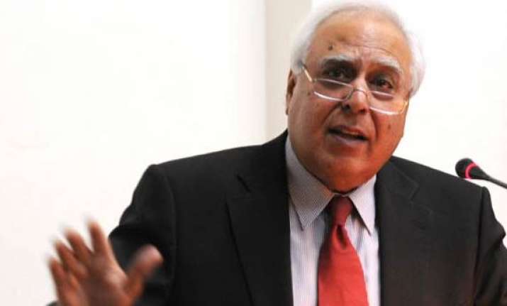 govt may renew telecom licences every 10 years says sibal