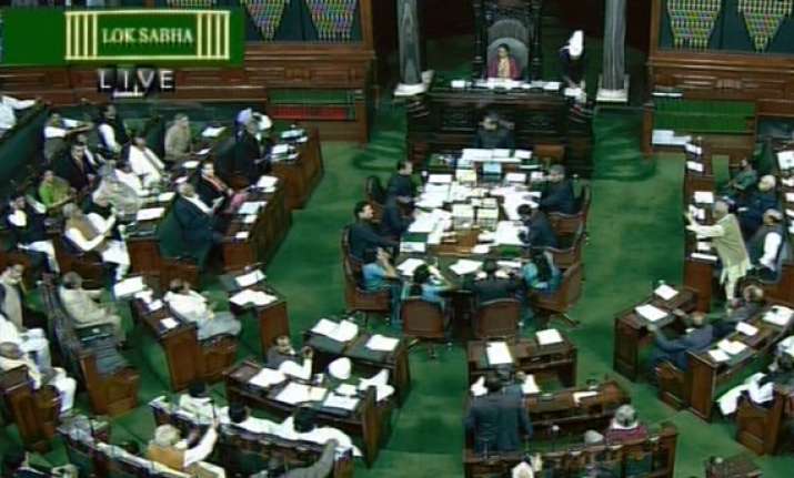 govt puts fdi decision on backburner parliament back to