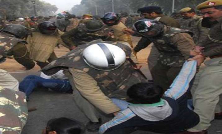 govt agrees to fast track probe increase policing