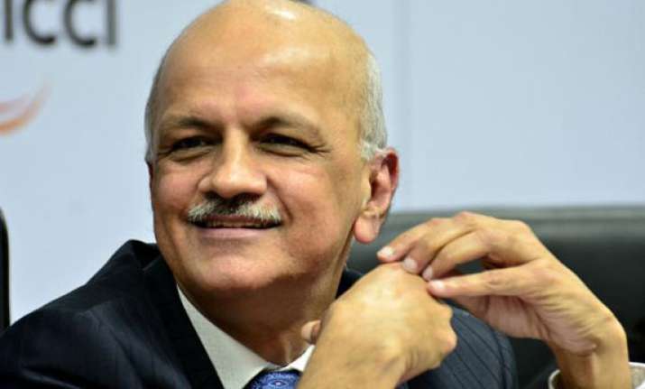 govt expects rs. 20k cr from next round of spectrum auction