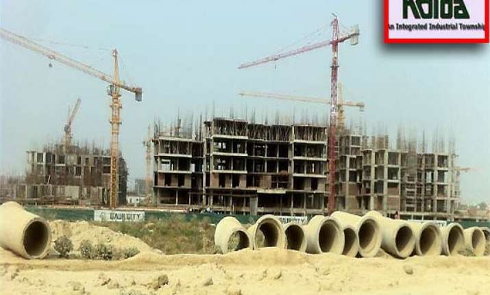 noida extension land acquisition sc slams state govt