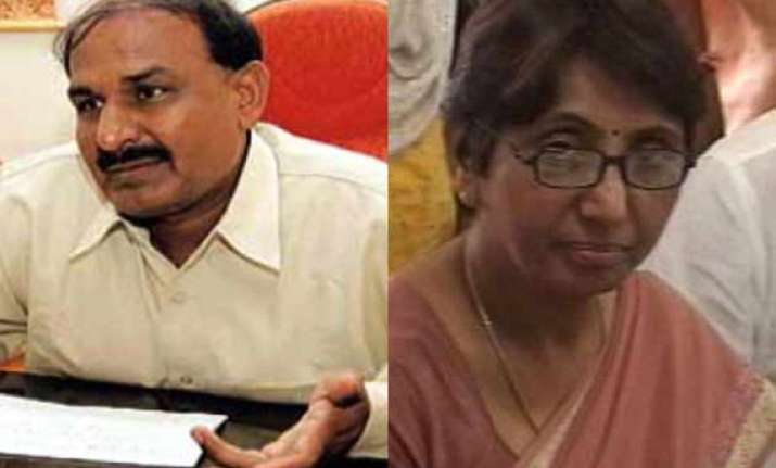 guj govt withholds decision on death penalty for ex minister