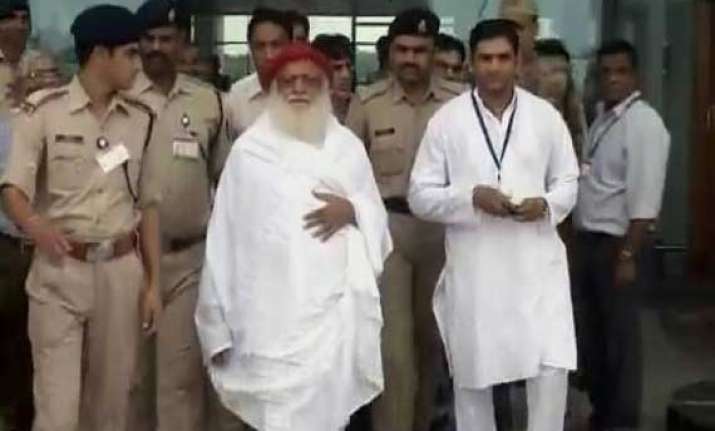 gujarat high court stays arrest of asaram aide