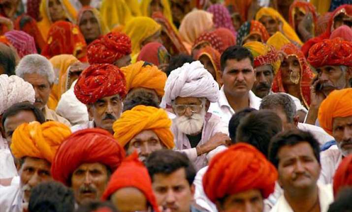 gujjar faction continues march to jaipur