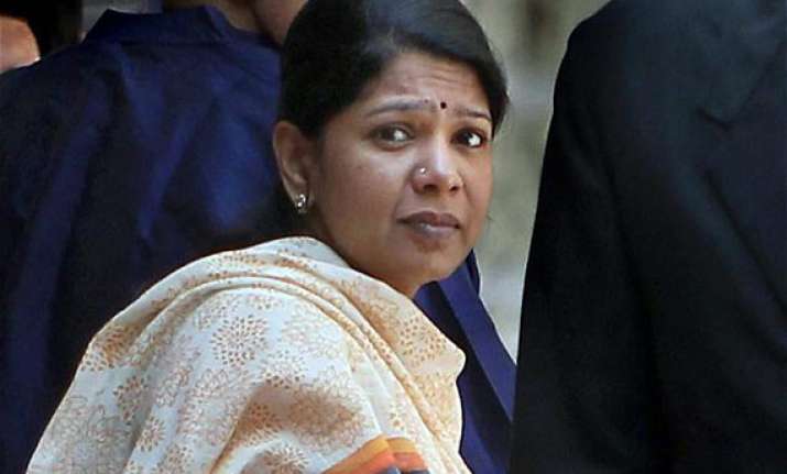 hc notice to cbi on kanimozhi s plea in 2g case