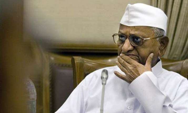 hazare backtracks to agitate if bill not passed by aug 15