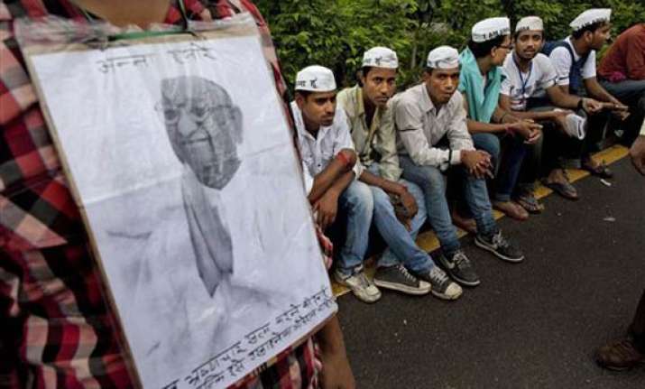 hazare gives out recipe for mai bhi anna thought