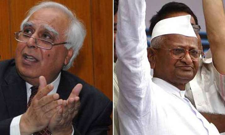 hazare wants parallel govt without accountability says
