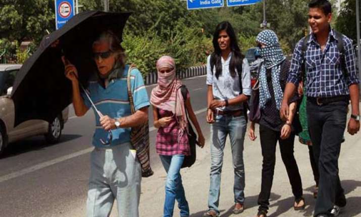 heat wave continues across india