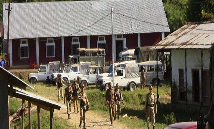 heavy police force deployed in manipur ahead of i day