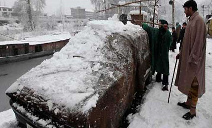 heavy snowfall in kashmir pok